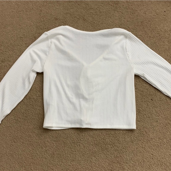 Hollister white tie front long sleeve top size XL - Picture 3 of 3